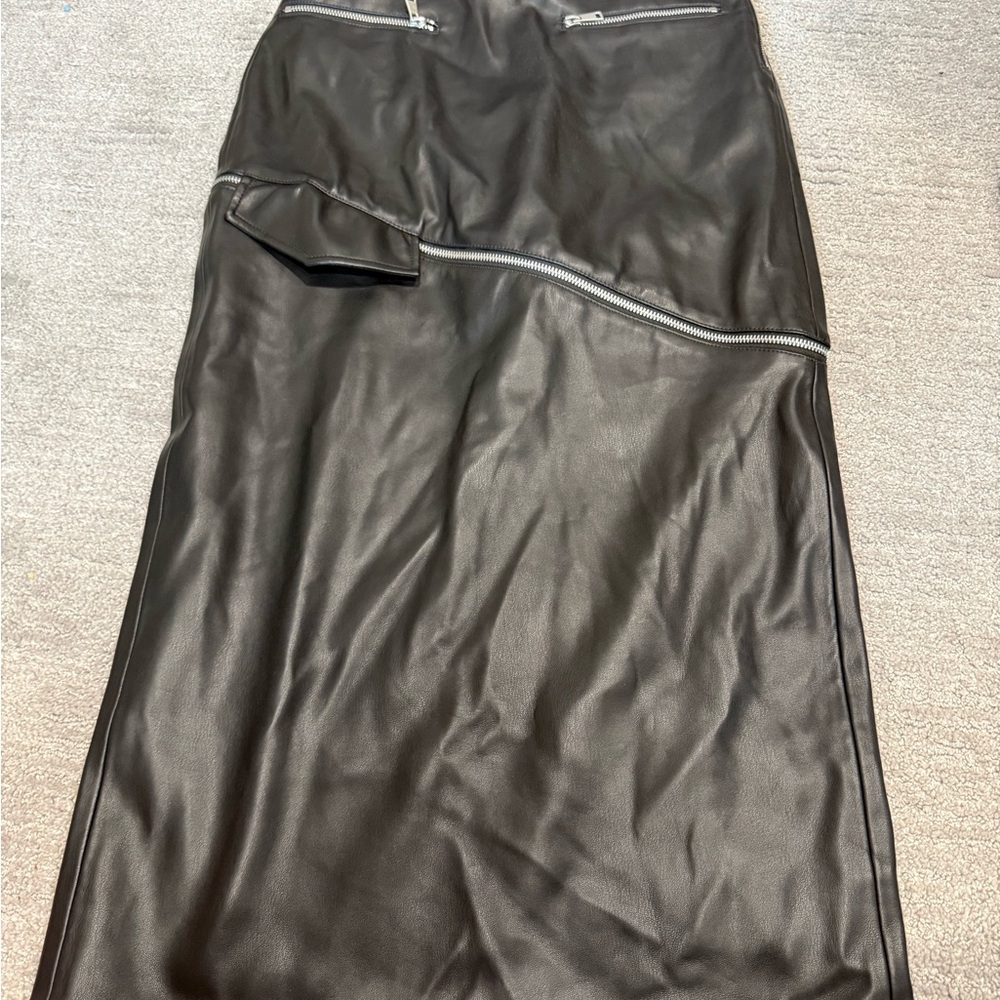 Zara Black Faux Leather Midi Skirt - Picture 3 of 4